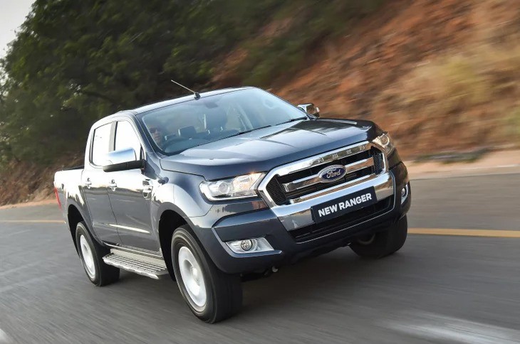 6 Cheapest Automatic Double-Cab Bakkies in SA - Cars.co.za